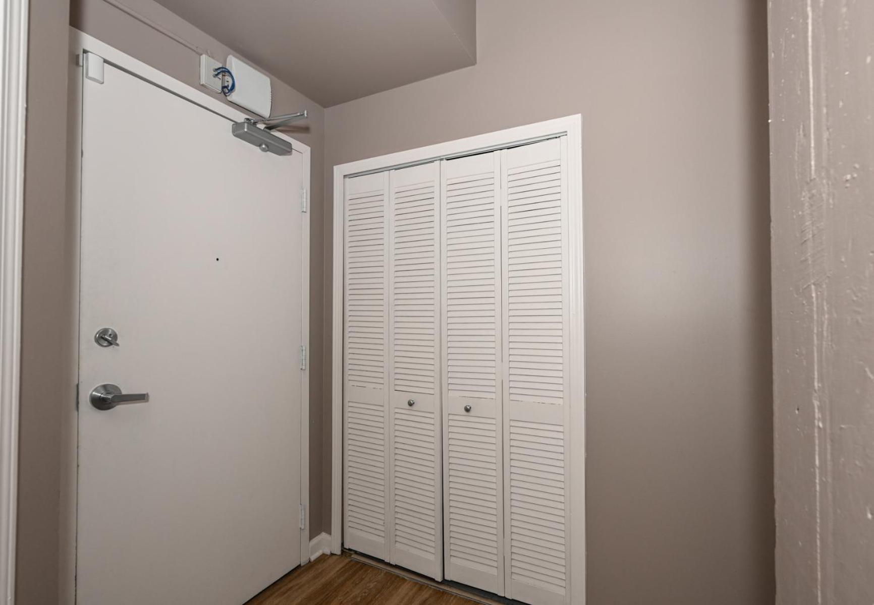 2 Bath Prkg+Gym+Sauna Perk Plaza +30 Day Cleveland Dış mekan fotoğraf
