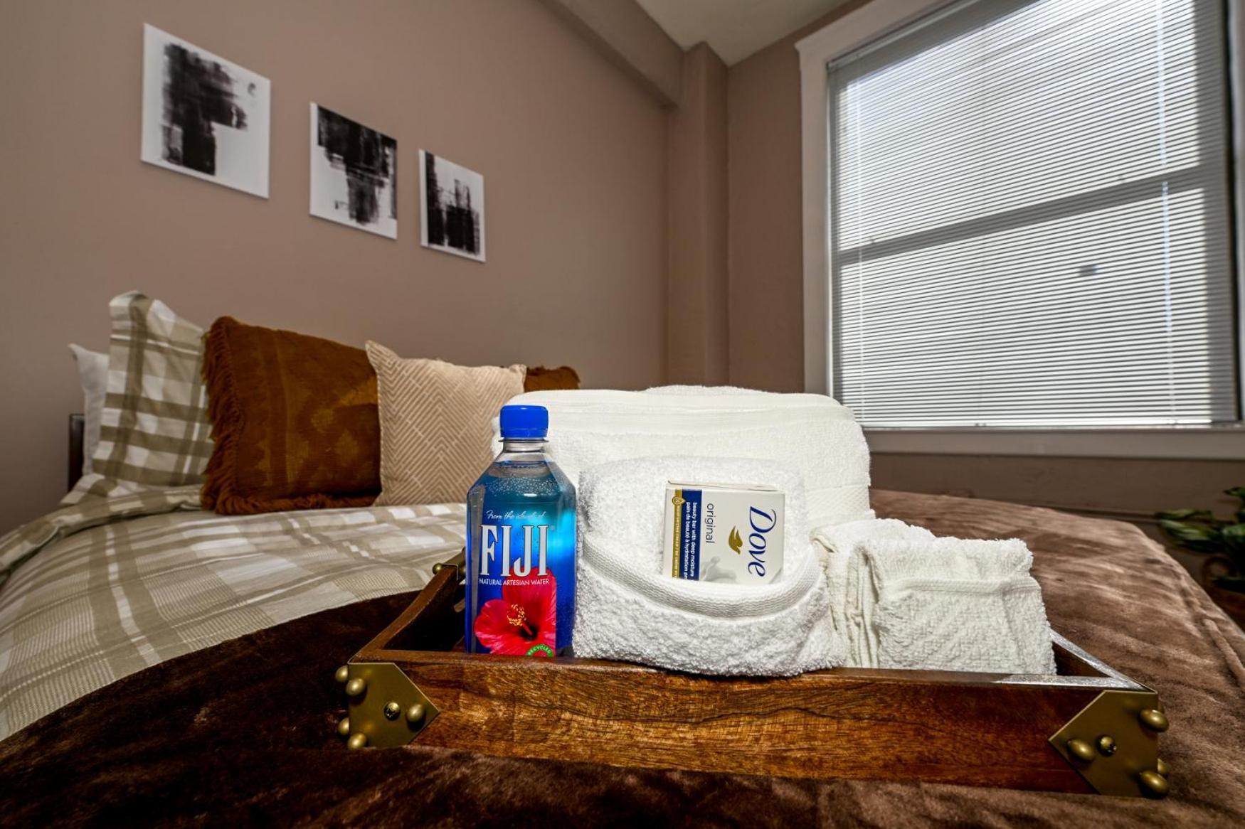 2 Bath Prkg+Gym+Sauna Perk Plaza +30 Day Cleveland Dış mekan fotoğraf